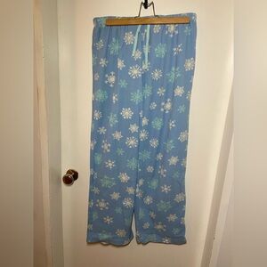 Snowflake PJ set